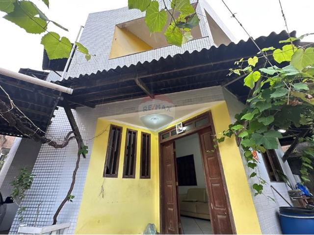 180 Área Útil Casa Alugar, 3 Dormitórios localizado em Rua Santo Egídio, 09 Educandário Souza Lima Arraial do Retiro, Salvador, Bahia, 41.204 024 | Brasil