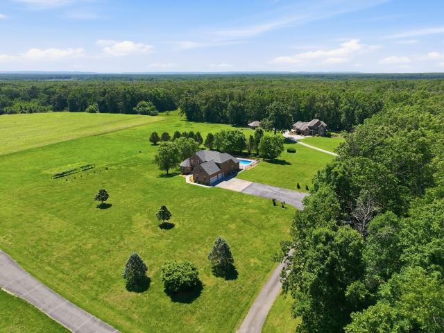 180 Gilliam Ln