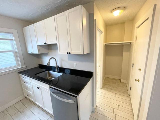 180 Grant Street 1 Bedroom Apartment for Rent at 180 Grant St, Portland, ME 04101 Valley Street