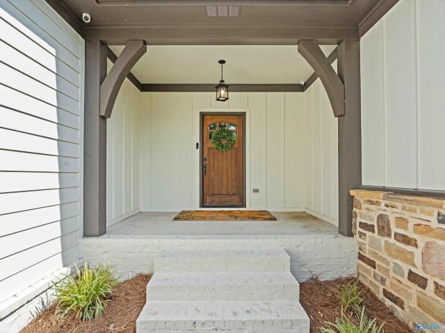 180 Greystone Pass