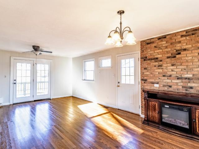 180 Fussell Hill Loop