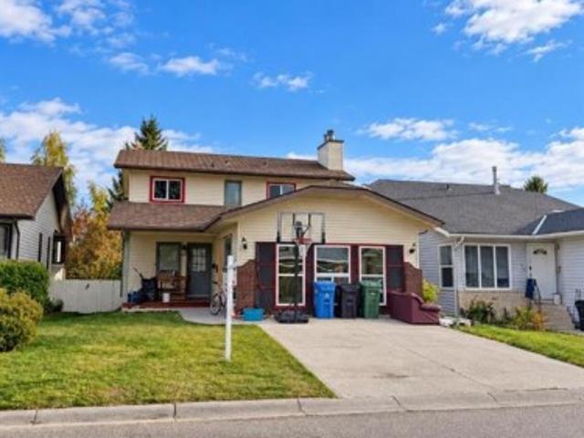180 Hawkhill Way Nw, Calgary, AB, T3G 3H1 house for sale | Listing ID A2349 | Royal LePage