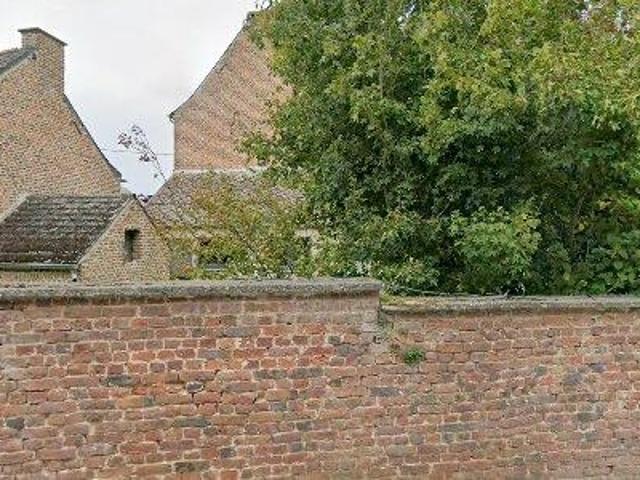 180 m2 apartment for rent in Eghezée