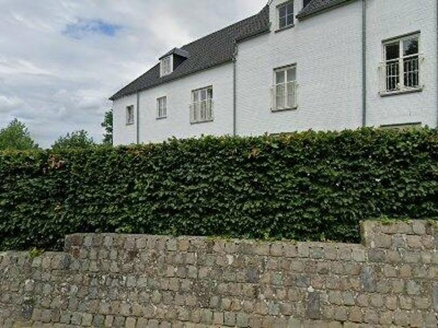 180 m2 apartment for rent in Lasne
