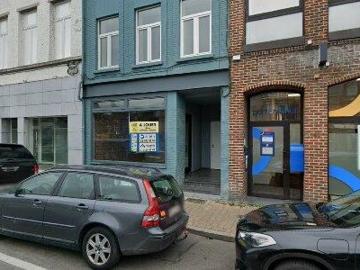 180 m2 apartment for rent in Waver
