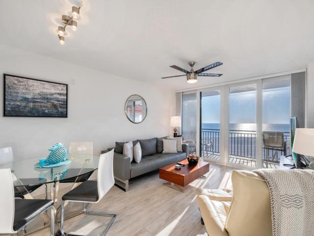 180 Seaview Ct, Unit PH 1203, Marco Island, FL 34145 | MLS #2252