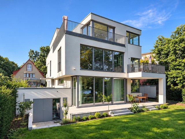 180° unverbaubarer Spreeblick & Blick ins Grüne Penthouse Maisonette im Dreifamilienhaus