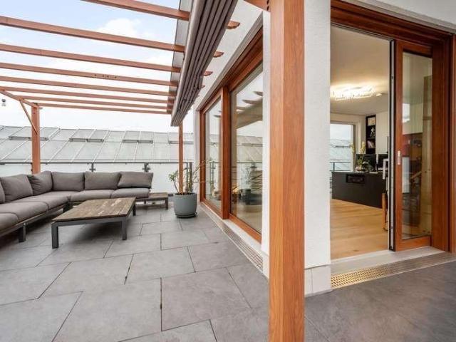 180qm Penthouse Wohnung in Frankfurt Rödelheim
