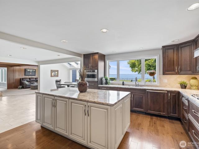 18141 Normandy Terrace SW