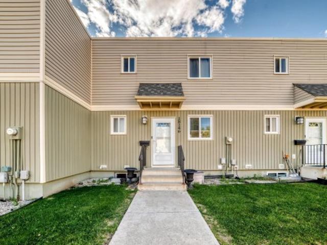 1814 Avenue Nw, Edmonton, AB, T5T 1S4 townhouse for sale | Listing ID E4509 | Royal LePage