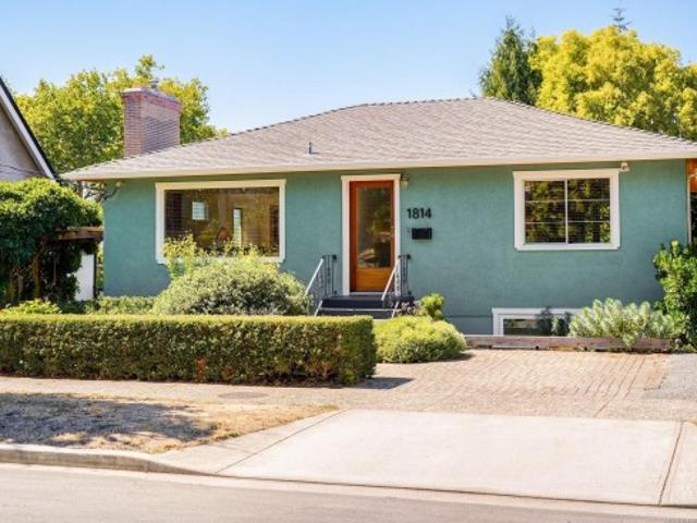 1814 Belmont Ave, Victoria, BC, V8R 3Z2 house for sale | Listing ID 1049 | Royal LePage