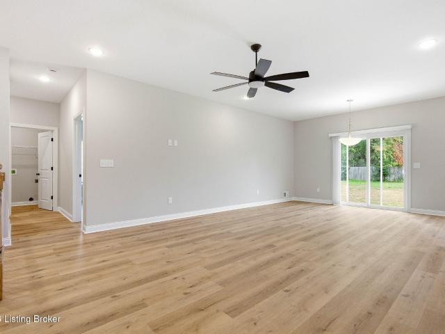 1814 Hoffman Dr