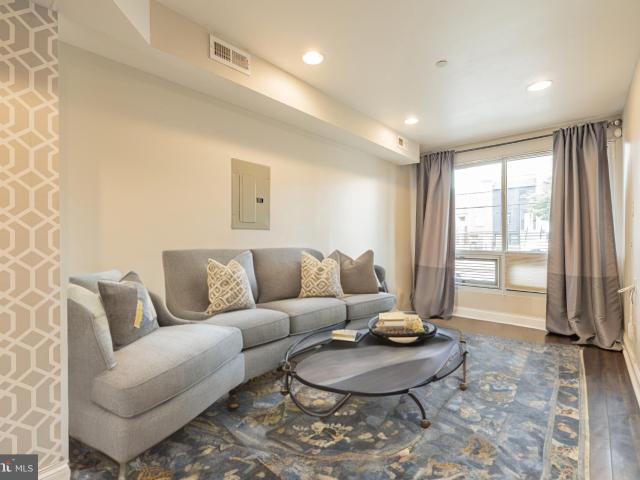 1815 Benning Rd NE, Unit 2, Washington, DC 20002 | MLS #DCDC2254
