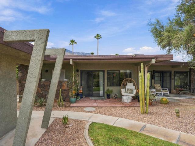 1815 E Tachevah Drive