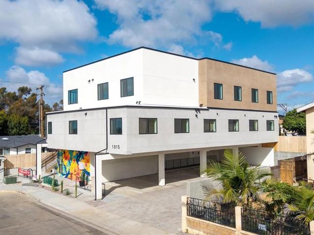 1815 LA Siesta Way, National City, CA 91950