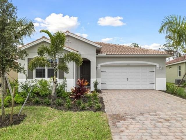 18169 Lagoon Reach Ln, North Fort Myers, FL 33917