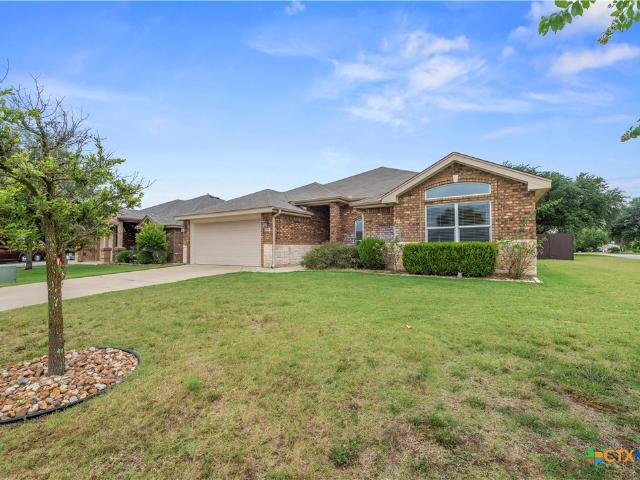 1816 Carriage House Drive