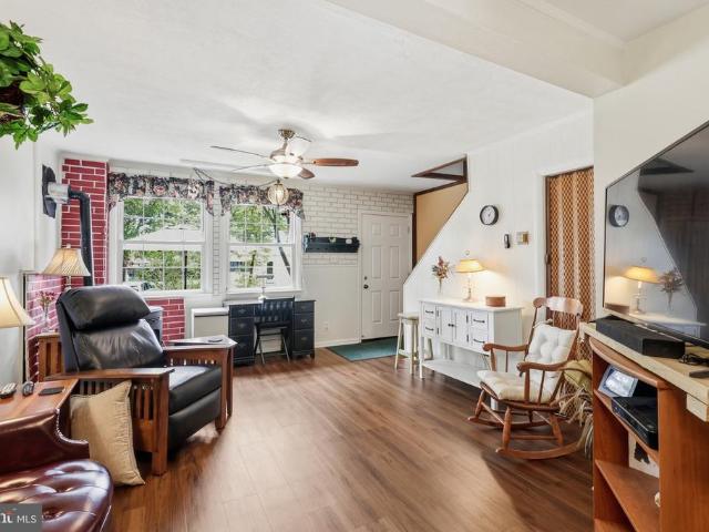 1816 Glenarm Road