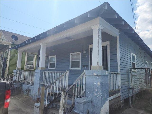 1816 18 Touro St, New Orleans, LA 70116