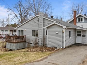 1817 Rue Lakebreeze, Deux Montagnes, QC, J7R 1A7 house for lease | Listing ID 15394 | Royal LePage