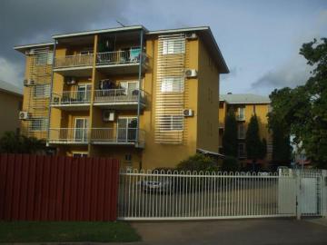 18/17 Sunset Drive, Coconut Grove