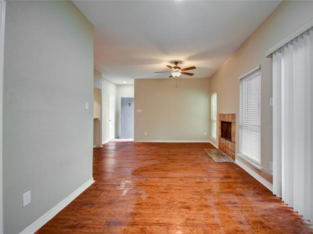 1818 Augusta Drive 11