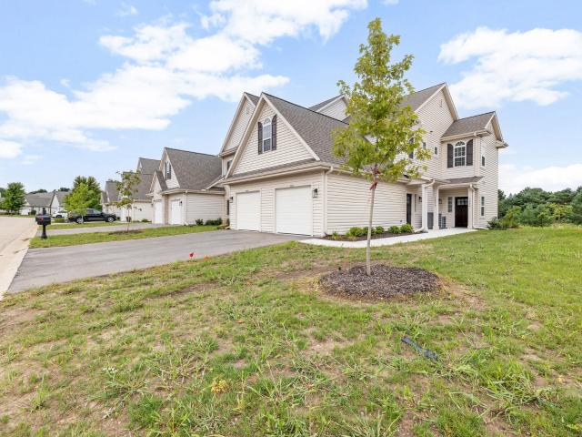 1818 Horseshoe Ln, Unit 424 4