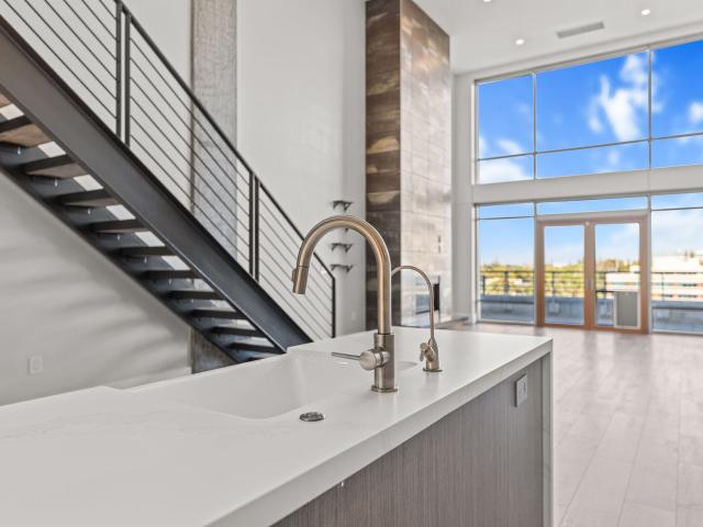 1818 L Street #807, Sacramento, US, CA