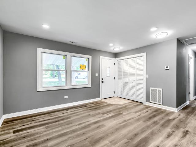 1818 Sauk Trail