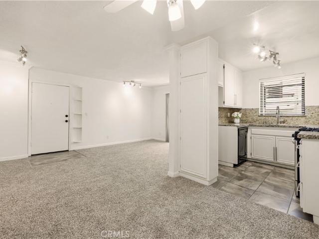 18193 Sundowner Way, Unit 815, Canyon Country, CA 91387 | MLS #SR26050