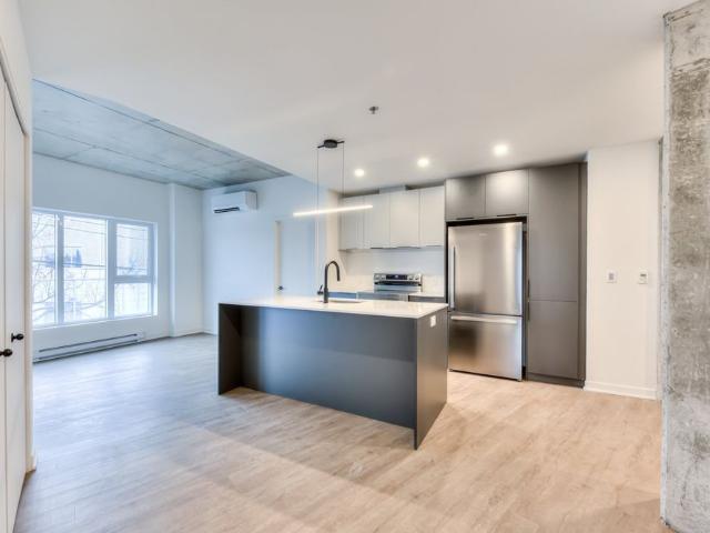 1819, Av. Dollard, 223, Montréal