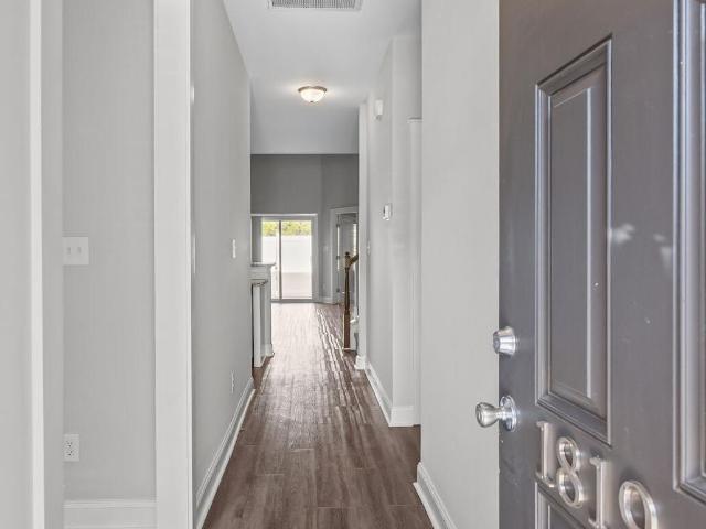 1819 Fox Den Way # 4
