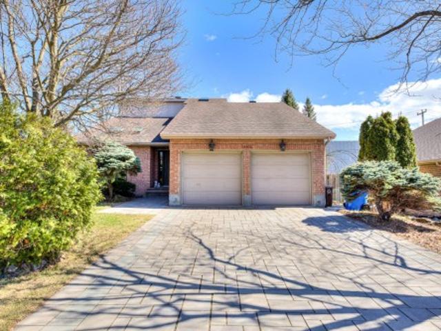 18104 Boul. Elkas, Kirkland, QC, H9J 3Y4 house for sale | Listing ID 18022 | Royal LePage