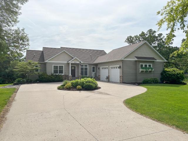 1810 Minnehuta Drive
