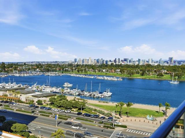 1810 Avenida Del Mundo 1106
