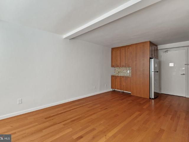 1810 Rittenhouse Square # 410