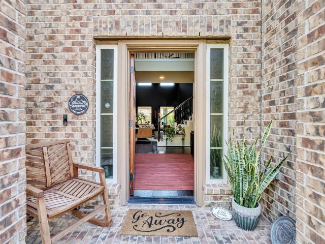 18114 Roebling Court