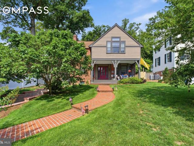 1811 N Randolph Street, Arlington, US, VA