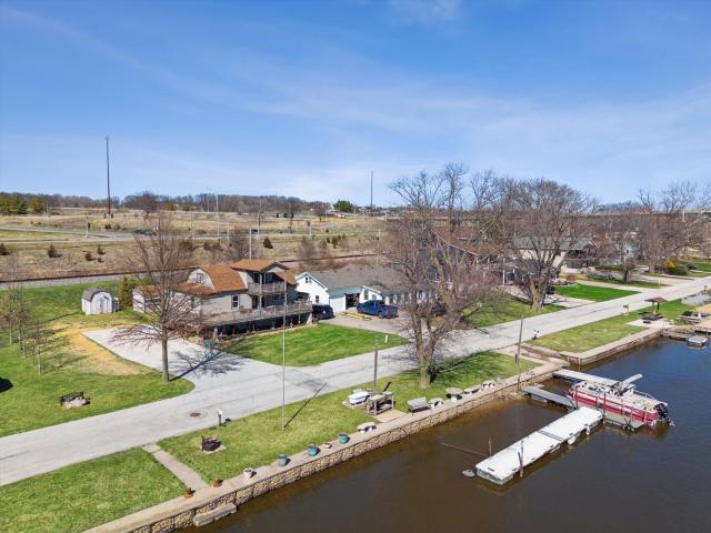 1811 Canal Shore Drive