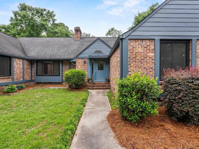 1811 Hobkirk Court