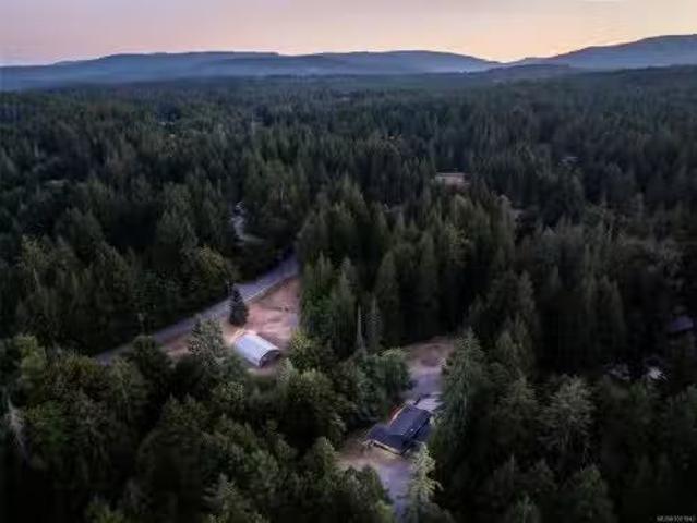 1811 Silver Mine Rd, Shawnigan Lake, BC, V0R 1L6 house for s.