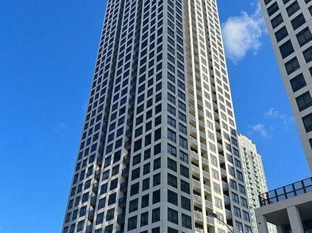 1811 30 Elm Drive W, Mississauga | Terminated, W12915 | Condos. Ca