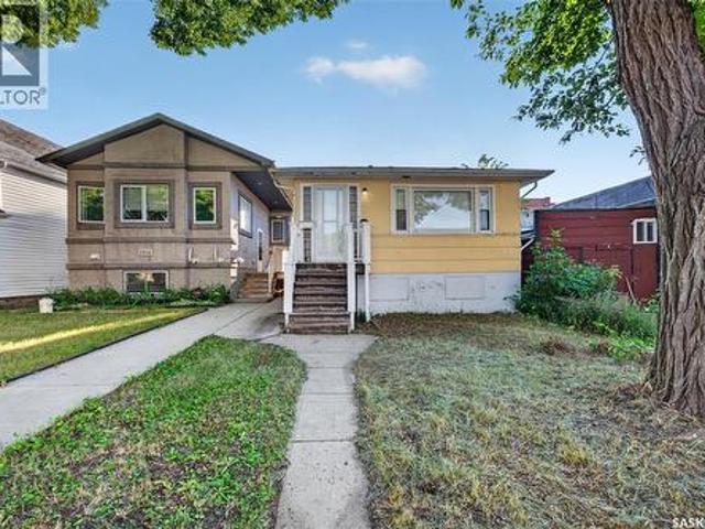 1812 Ottawa Street, Regina, SK, S4P 1P4 house for sale | Listing ID SK044462 | Royal LePage