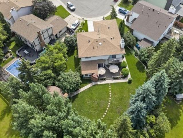 1813 Avenue Nw, Edmonton, AB, T5T 2A7 house for sale | Listing ID E4508 | Royal LePage