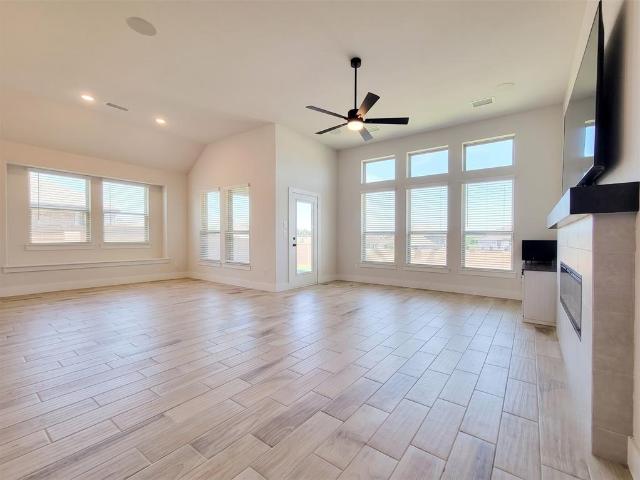 1813 Hidden Creek Drive