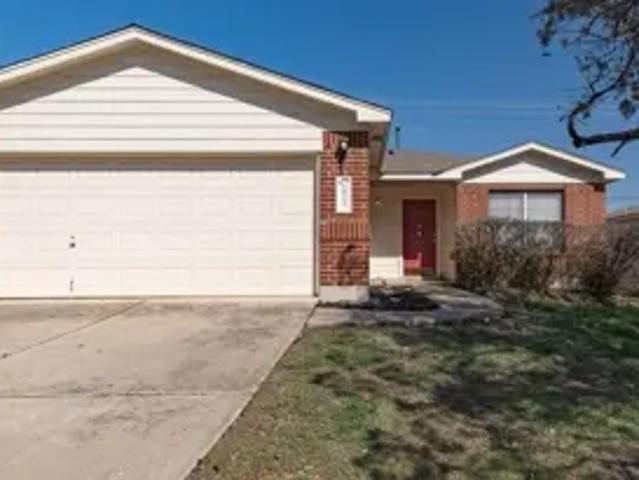 1813 Lloydminister Way, 3 beds, 2 full baths