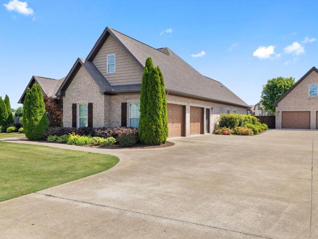 181 Carron Ln