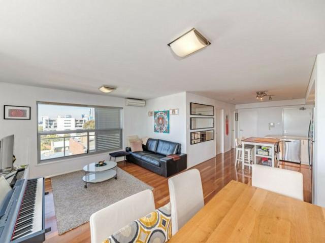 18/1 Douro Place, West Perth