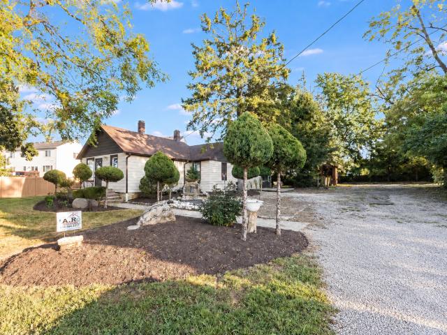 181 Montgomery Road