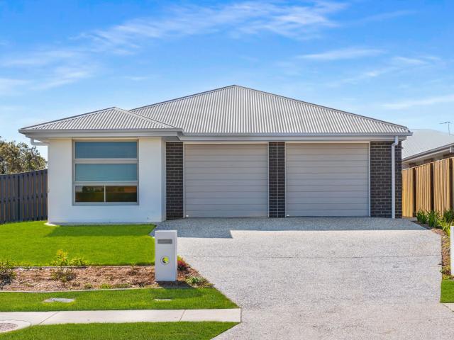 1/81 Mahogany Drive Logan Reserve, QLD 4133